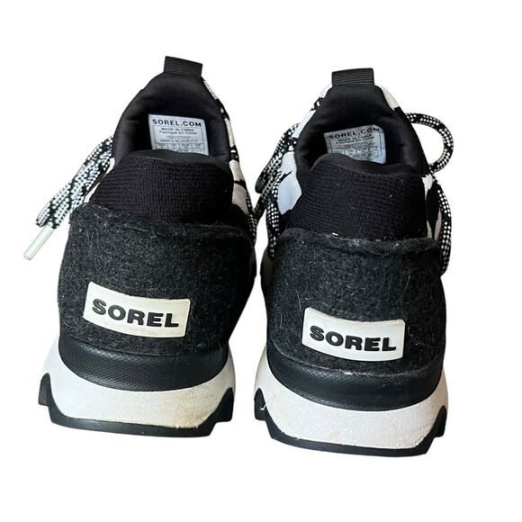 Sorel Kinetic Lace Sneaker Patterned Black White Knit Womens 8 - Picture 2 of 7